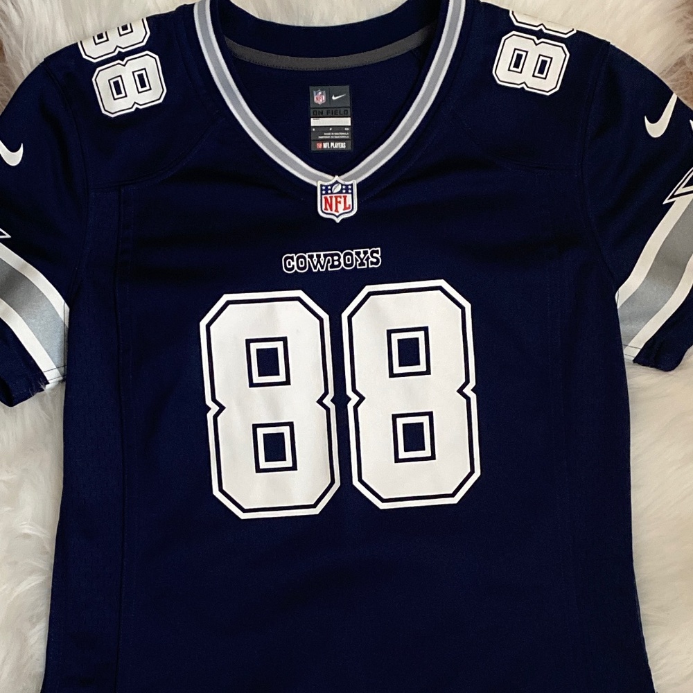 WOMEN’S SMALL ON FIELD DEZ BRYANT JERSEY #88